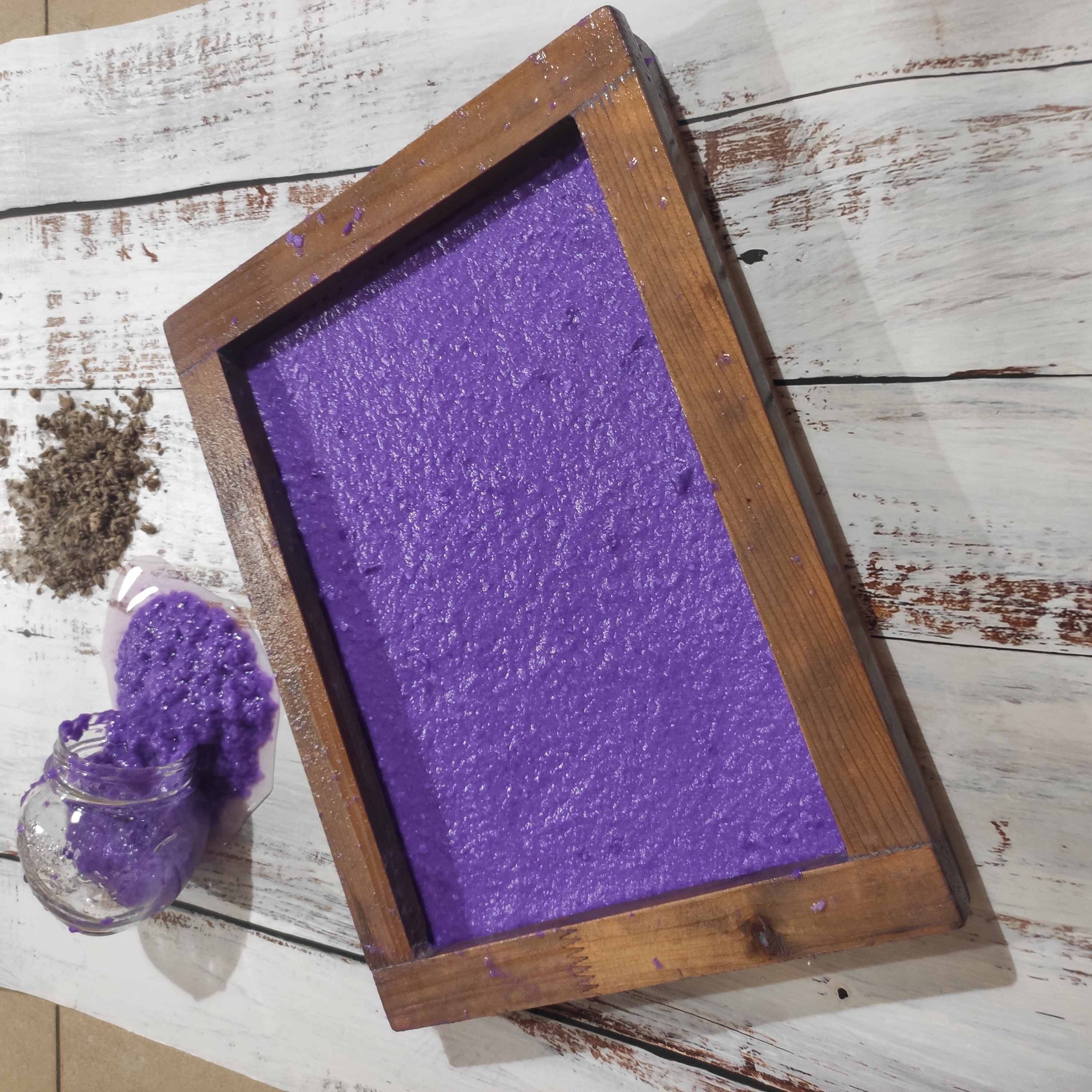 C'era una volta un vecchio giornale-laboratorio carta riciclata