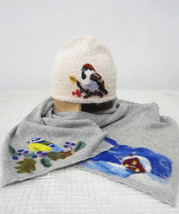 Disegno su fibri di lana.