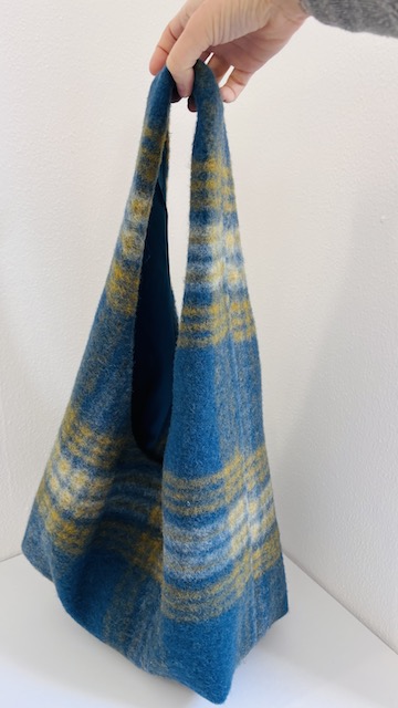 Cuci la tua borsa in lana