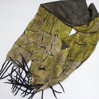 Sciarpa lungo morbido caldo Sciarpa donna unisex uomo feltro oro nero lana merino seta infeltrita Sciarpa fatta a mano Regalo unico per lui